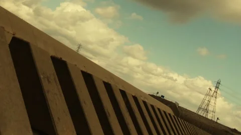 Clouds in the Ditch 動画素材 5009535