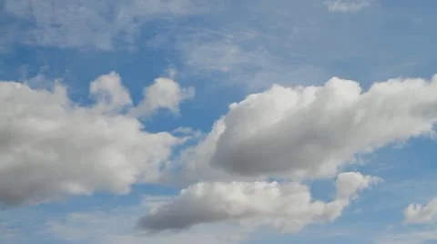 Clouds ed Stock Footage 10900237