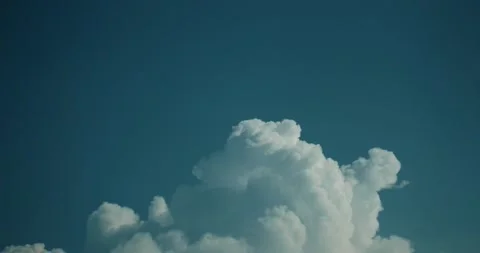 Clouds expanding and contracting 動画素材 155855485