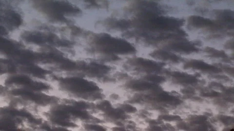 Clouds fade to black Stock-Footage 652115