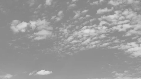 Clouds floating on the sky black and white timelapse Stockbeeldmateriaal 81606164
