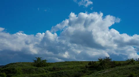 Clouds fly over the top of the hill Stock Footage 50367430
