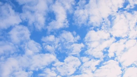 Clouds 動画素材 112301240