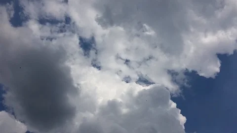 Clouds Stockbeeldmateriaal 125824509