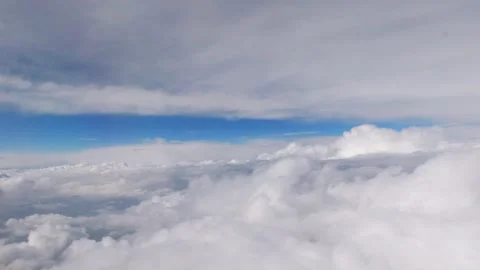 Clouds Stockbeeldmateriaal 133444550