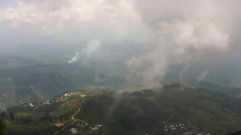 Clouds hovering over the vast tea fields in Lipton's Seat, Sri Lanka Stock Footage 153043878