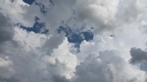 Clouds in motion 스톡 동영상 41969733