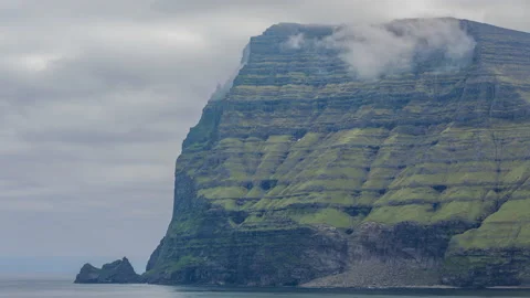 Clouds Motion Over Mountain In Kunoy Islands, Faroe Islands Vídeo Stock 135557231
