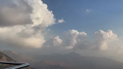 Clouds in the mountain in Ras Al Khaimah Stock-Footage 163965422