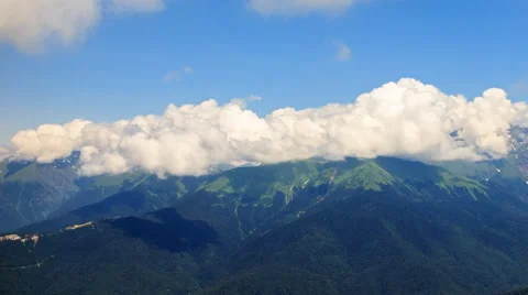 Clouds in the mountains. Time Lapse. Krasnaya Polyana, Sochi, Russia. 4K Vídeo Stock 53607761