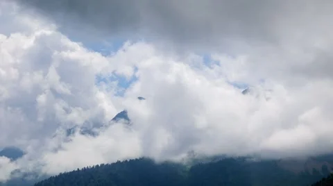 Clouds in the mountains. Time Lapse. Sochi, Russia. 1280x720 스톡 동영상 53746778