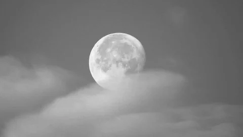 Clouds move across the moon Stock Footage 116099216