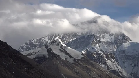 Clouds move over summit of Mount Everest Stock Footage 113019174