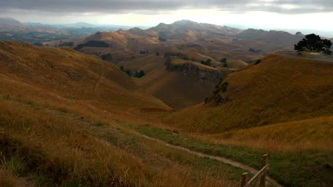 Clouds move quickly over the mountains Te Mata Peak in summer Stock Footage 131774054