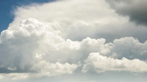 Clouds moving on blue sky Vídeo Stock 48087708