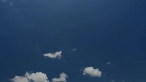 Clouds moving fast in the sky time lapse Video stock 91777593