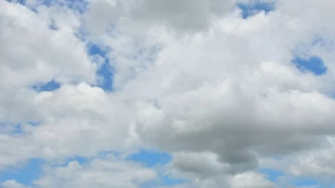 Clouds moving fast in the sky time lapse Video stock 91801361