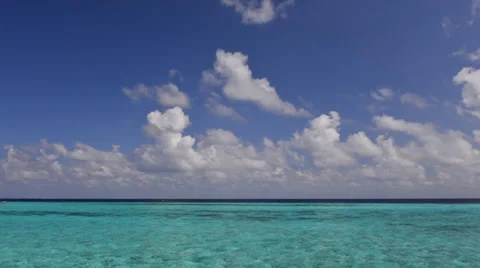 Clouds moving Stock Footage 37622915