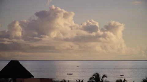 Clouds moving over the Ocean 動画素材 290869474
