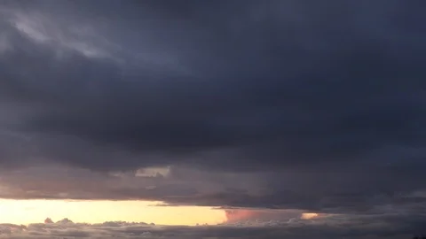 Clouds moving slowly in the sky time lapse17 Stockbeeldmateriaal 119987604