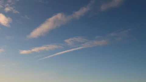 Clouds moving slowly in the sky time lapse70 Video stock 120914713