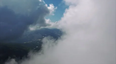 Clouds Open Over Chiang Mai Mountain Valley 库存影片 61948443