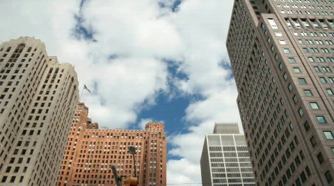 Clouds over buildings Видео 845023