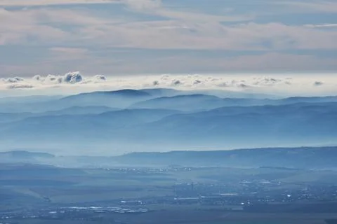 Clouds over the Carpathian mountains Foto stock