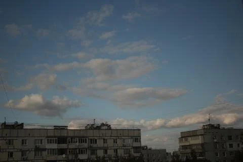Clouds over the city Foto stock