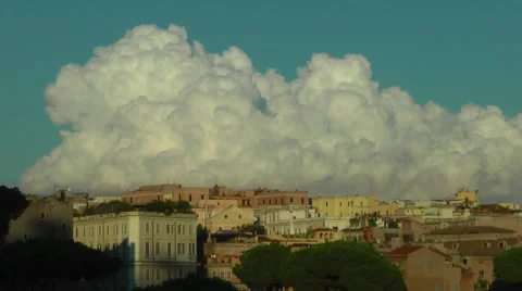 Clouds over the city - Time lapse 스톡 동영상 53572377