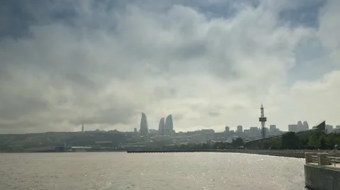 Clouds over the city, time lapse Stockbeeldmateriaal 62360140