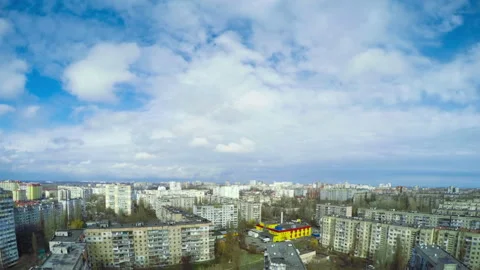 Clouds over the City. Timelapse 库存影片 106485921