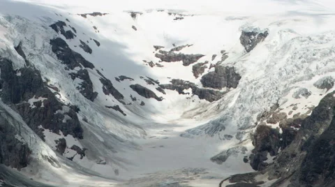 Clouds over glacier time lapse Stockbeeldmateriaal 40365579