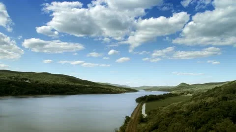 Clouds Over Hudson River Timelapse 스톡 동영상 21247132