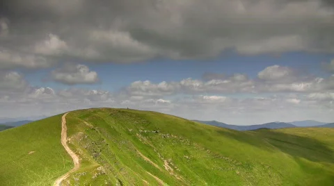 Clouds over mountain Video stock 505230