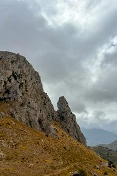 Clouds over mountain in Zafarraya,  Sierra Tejeda Natural Park, Spain Foto stock