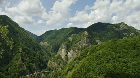Clouds over mountains timelapse Video stock 8663327