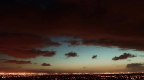 Clouds over the night city 動画素材 5165140