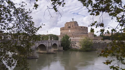 Clouds over Rome, Tiber river near Castel Sant'Angelo - Timelapse Video stock 255254367
