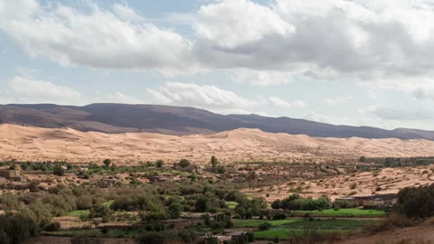 Clouds Over Sand Dune Timelapse Stock-Footage 218257531