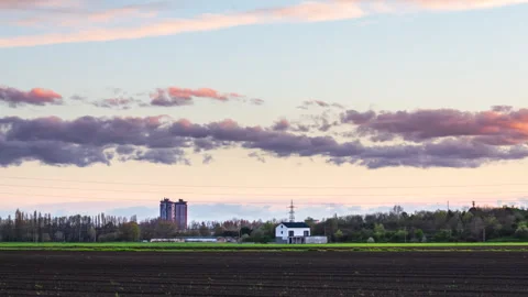 Clouds over skyscraper Stock Footage 273806529