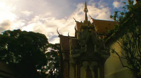 Clouds over Temple Видео 11235697