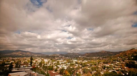 Clouds Over the Valley Timelapse Vídeo Stock 8650336