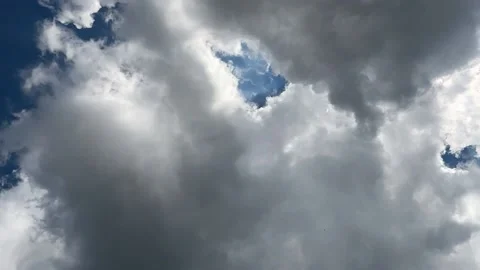 Clouds overhead time lapsed 600 percent Stock Footage 204964646
