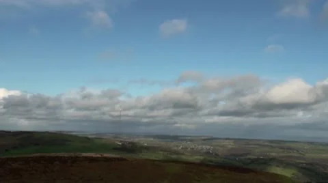 Clouds passing by Video stock 10712187