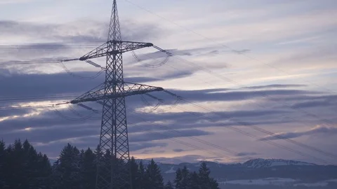 Clouds passing at great speed. Blue sky. Time-lapse video Vidéo 90555959