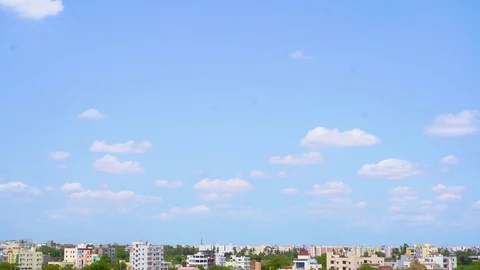 Clouds passing over indian city Stockbeeldmateriaal 129559393