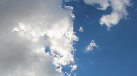 Clouds Passing By - time-lapse 库存影片 37344588