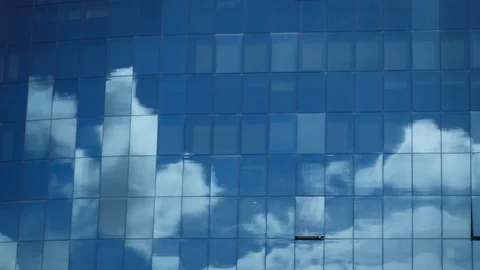 Clouds Reflected on Modern Office Corporation Glass Building Vídeos de archivo 89087338