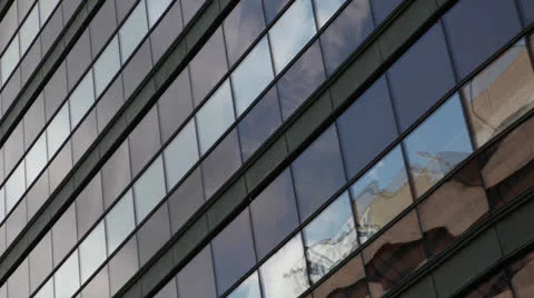 Clouds in reflection of building 스톡 동영상 23966786